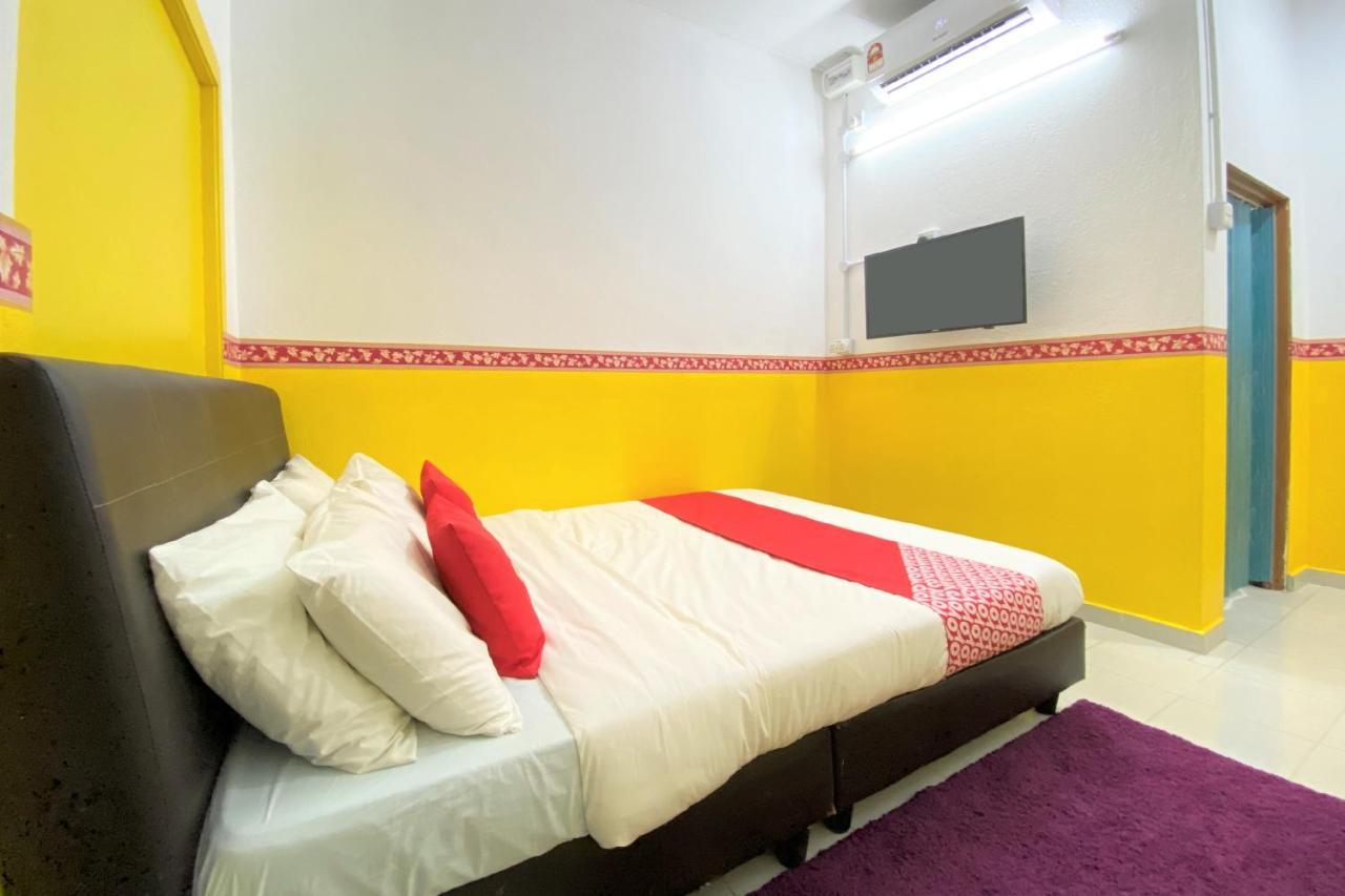 Oyo 90176 D'Cruz Sunrise Villa Pantai Cenang  Exteriör bild