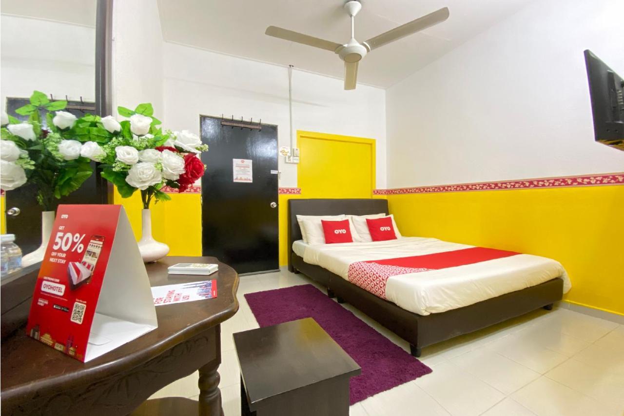 Oyo 90176 D'Cruz Sunrise Villa Pantai Cenang  Exteriör bild