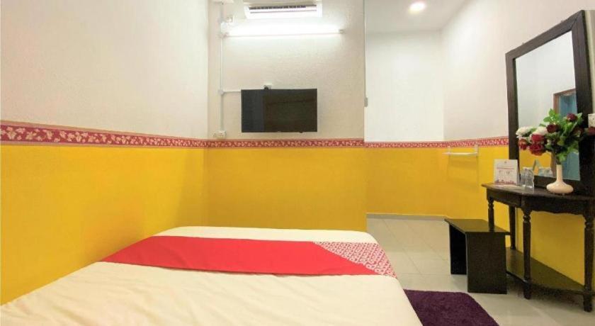 Oyo 90176 D'Cruz Sunrise Villa Pantai Cenang  Exteriör bild