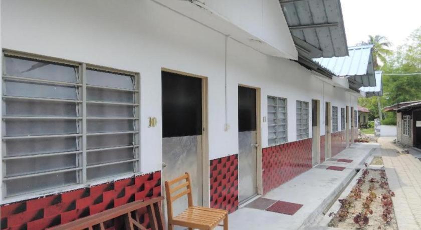 Oyo 90176 D'Cruz Sunrise Villa Pantai Cenang  Exteriör bild
